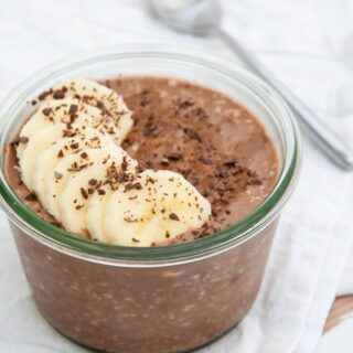 Healthy Vegan Chocolate Overnight Oats