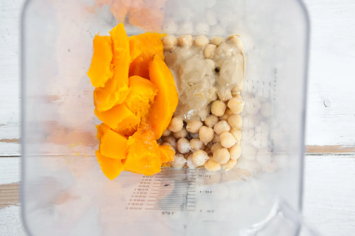 pumpkin hummus ingredients in blender