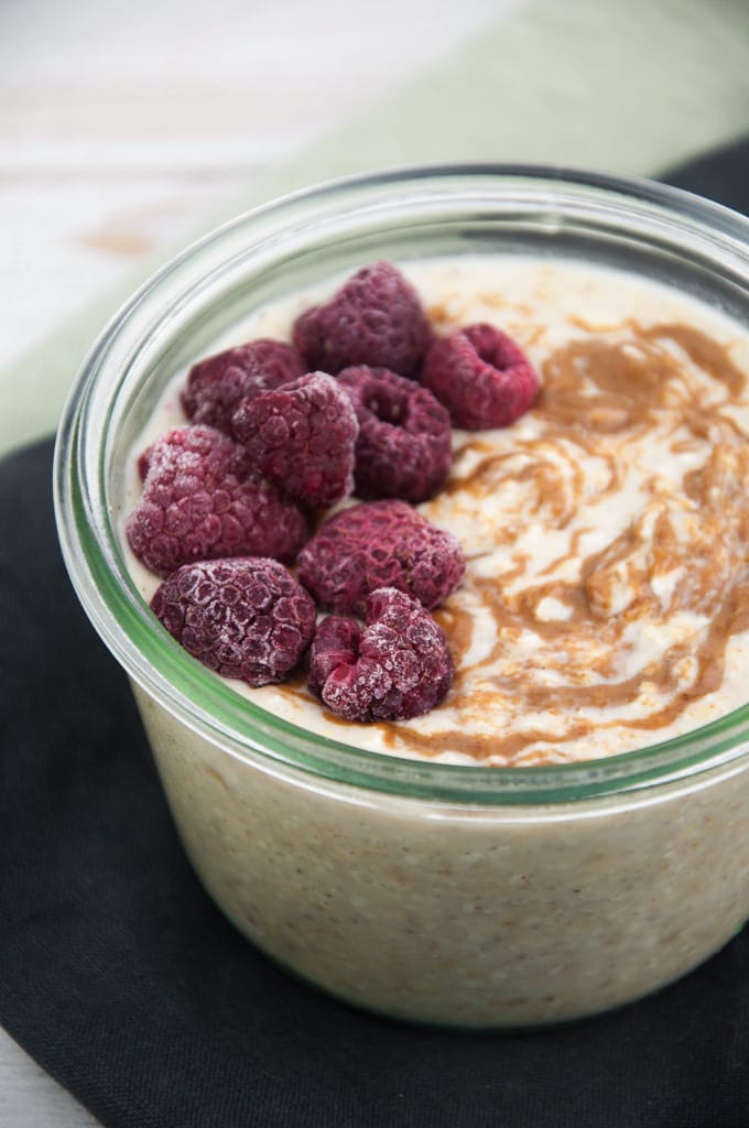 Easy Vanilla Overnight Oats Recipe - No Getting Off This Train