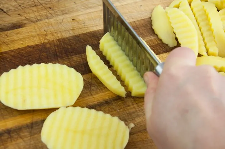 Homemade Crinkle Cut Fries Elephantastic Vegan