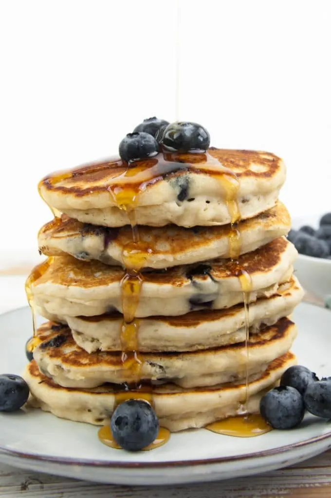 Fluffy Vegan Blueberry Pancakes