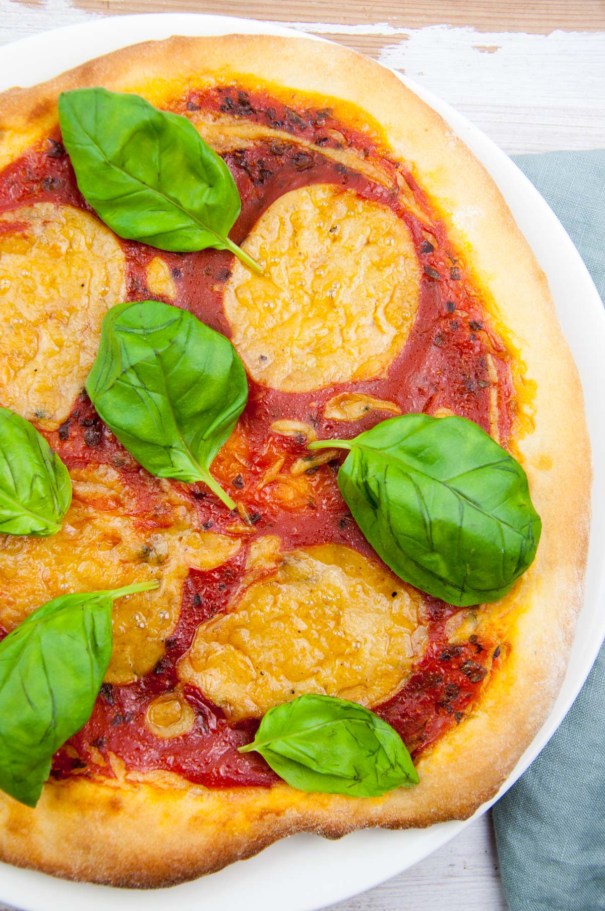 Vegan Cheese Pizza Recipe - Elephantastic Vegan