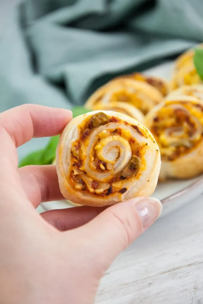 Vegan Pizza Pinwheels with olives