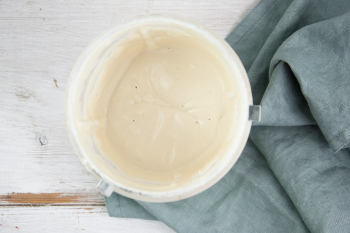 Vegan Aioli in a blender