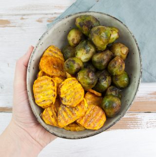 Oven-Baked Sweet Potato Slices with Brussels Sprouts