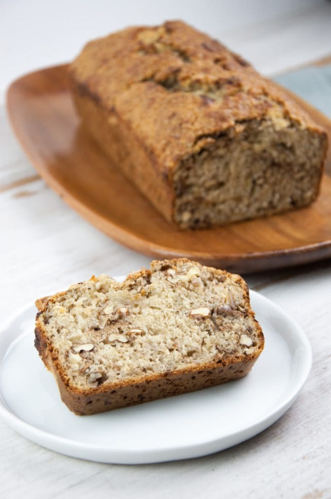 Vegan Banana Bread with walnuts