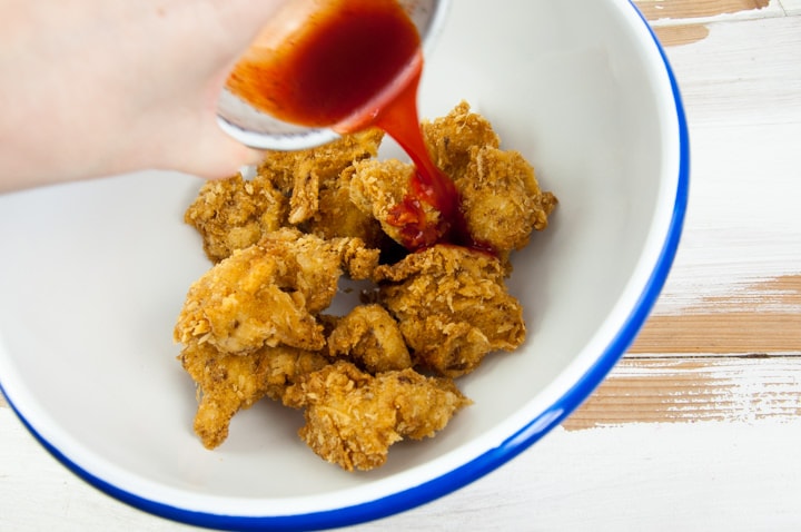 cauliflower wings with spicy sauce