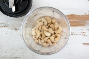 cashews in blender