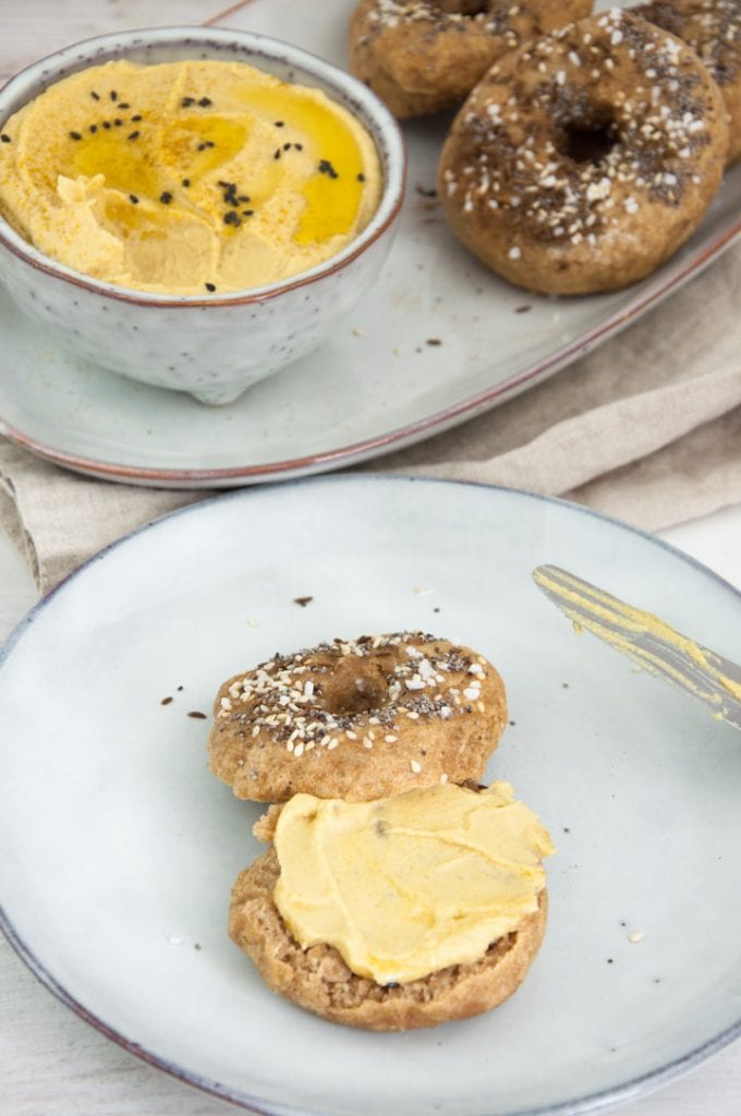 curry hummus on a bagel