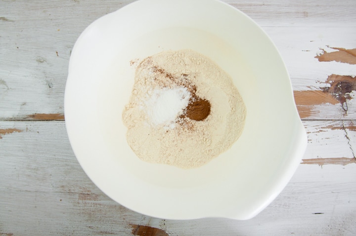 flour, cinnamon and baking powder