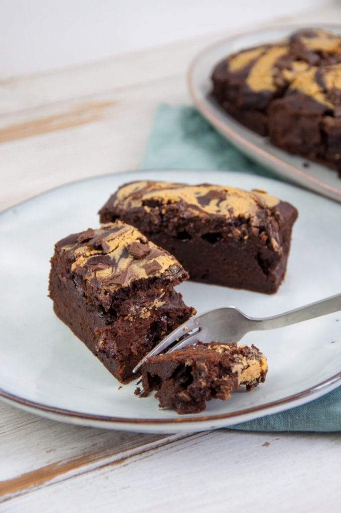 Vegane Brownies mit Erdnussbutter - Elephantastic Vegan