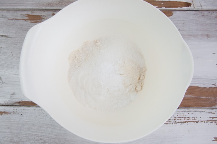 dry ingredients for lemon muffins in a bowl