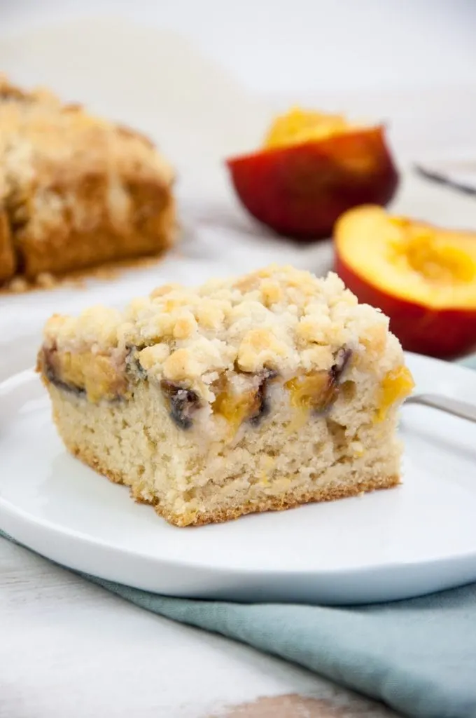 Vegan Peach Crumb Cake