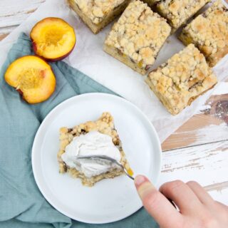 Vegan Peach Crumb Cake