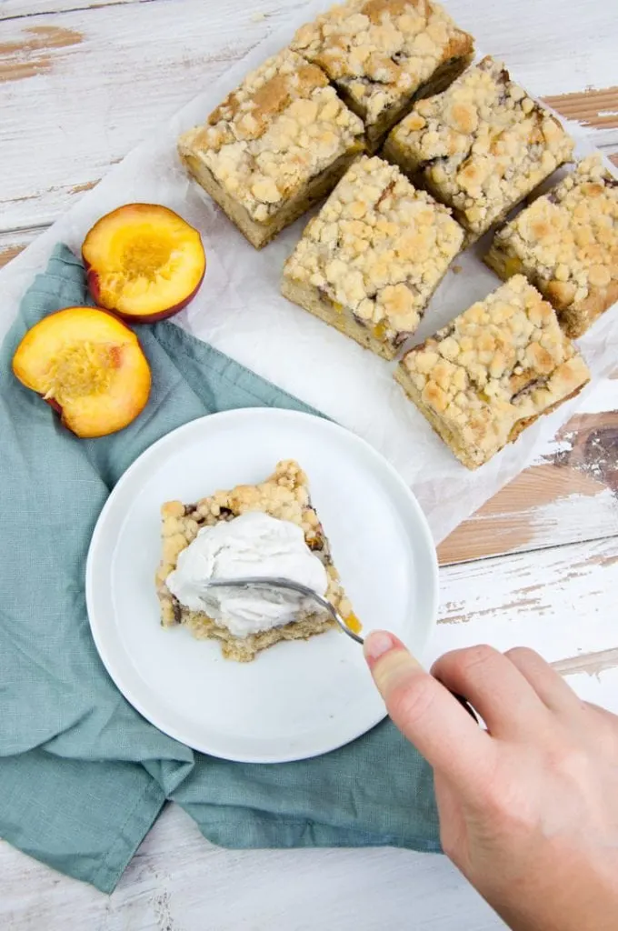 Vegan Peach Crumb Cake