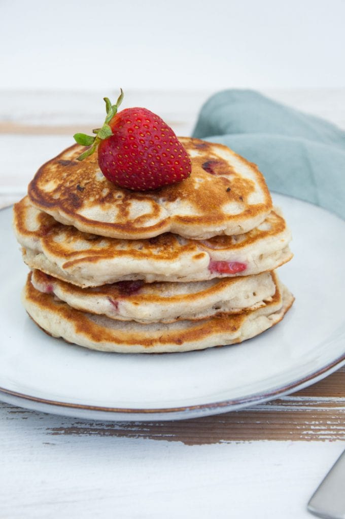 Vegan Strawberry Pancakes