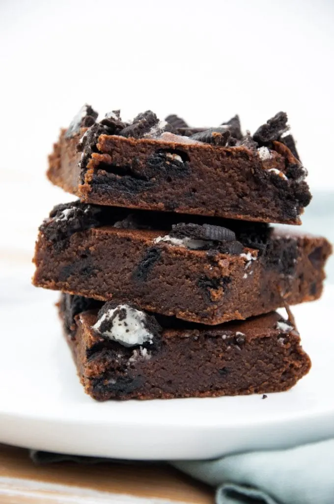 vegan oreo brownies