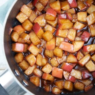 stewed apples in pot