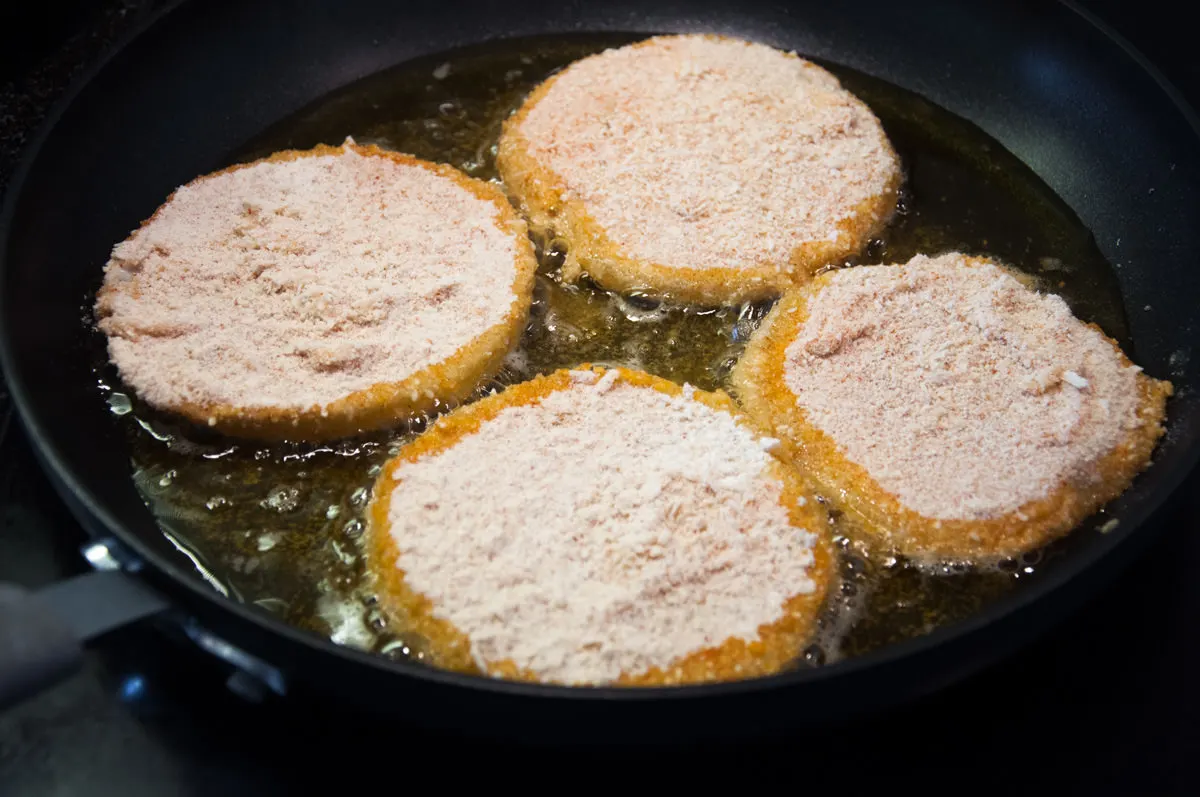 kohlrabi schnitzel in pan