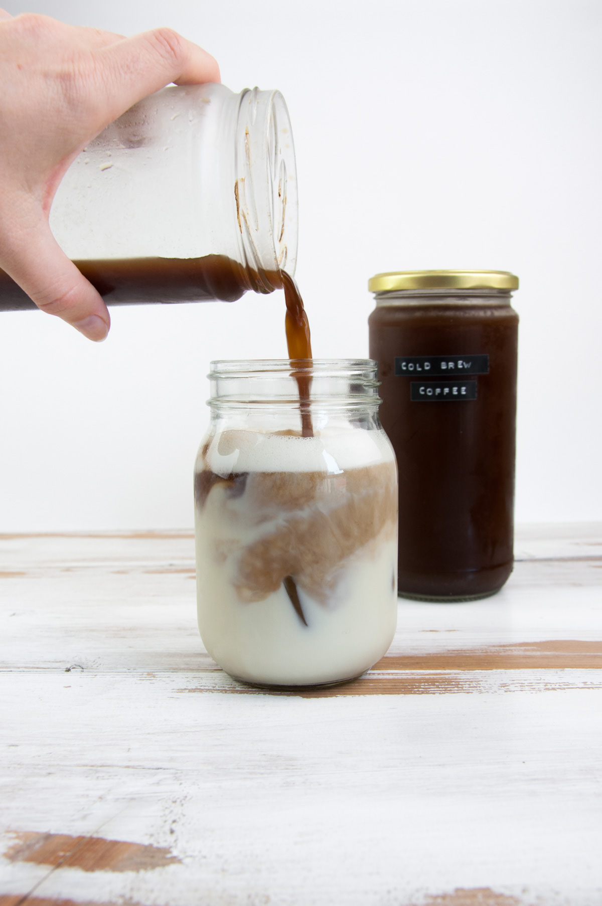 Make cold brew coffee overnight with ease 