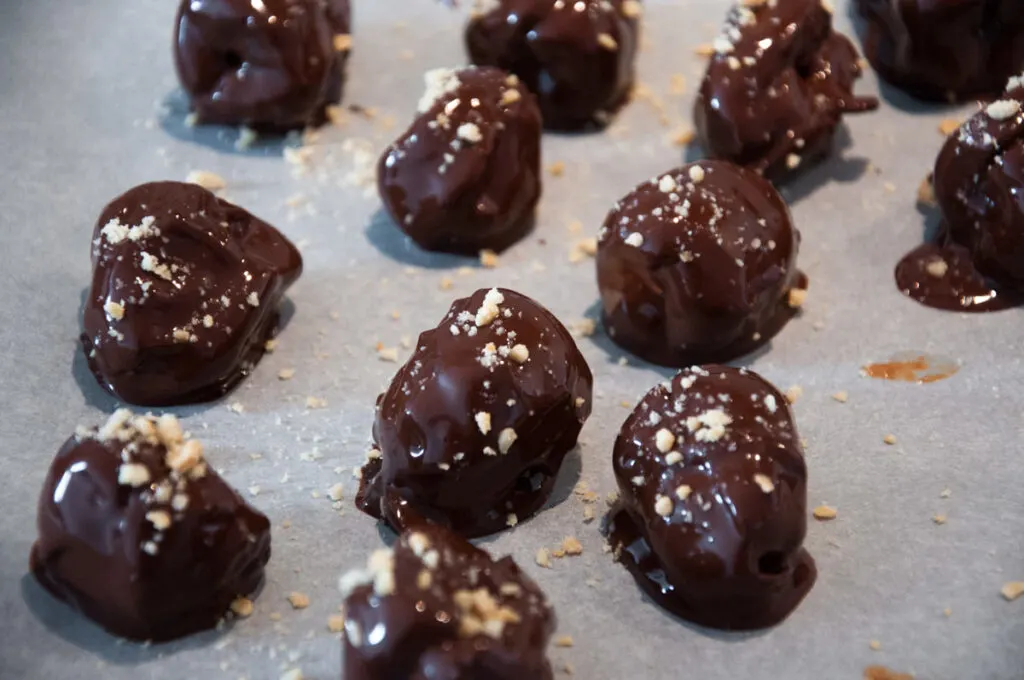 chocolate covered snickers stuffed dates