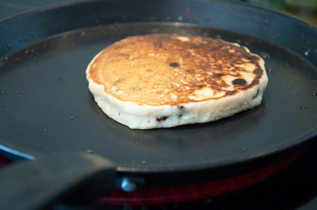 chocolate chip coconut pancakes