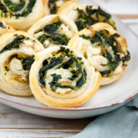 Vegan Spinach Pinwheels