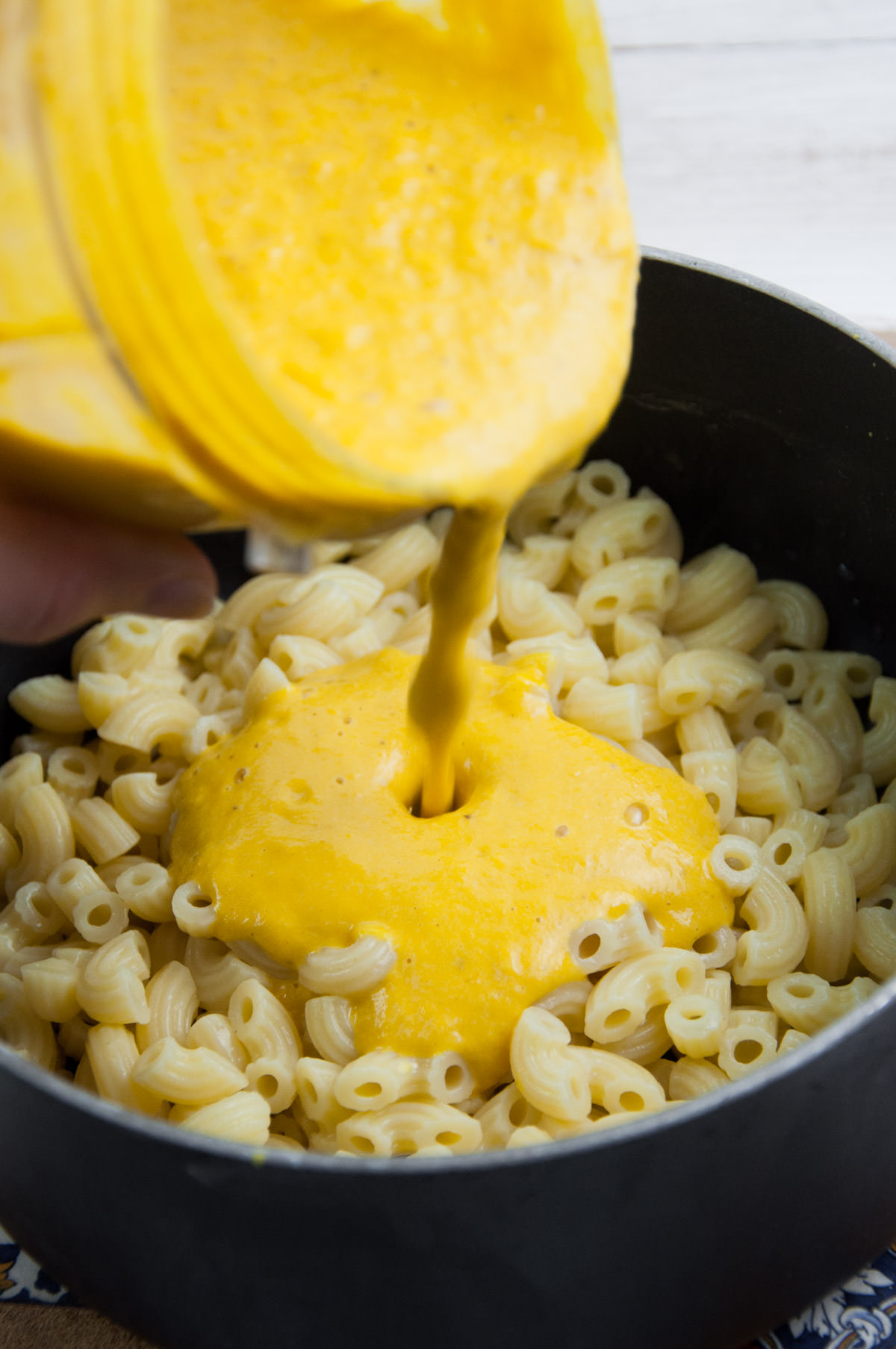 Vegan Pumpkin Mac and Cheese