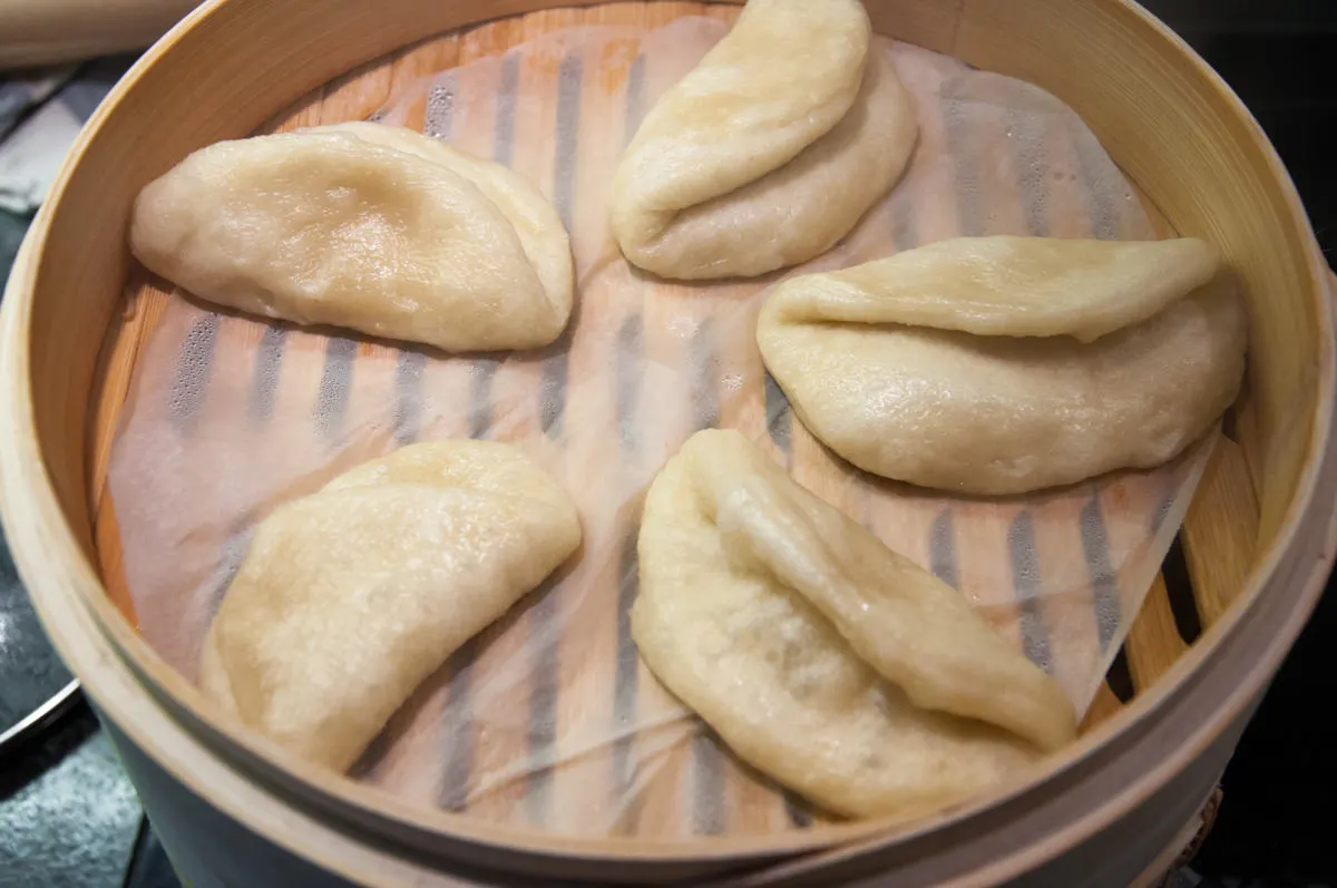 bao buns in steamer