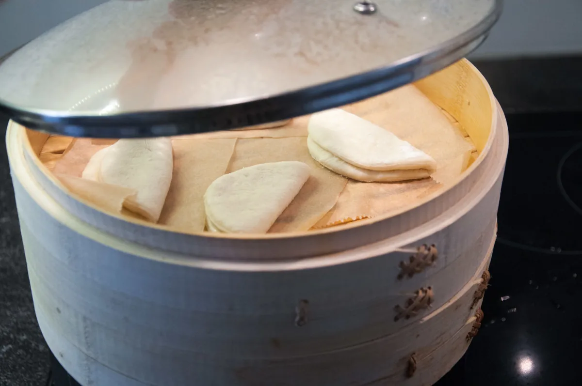 bao buns in steamer