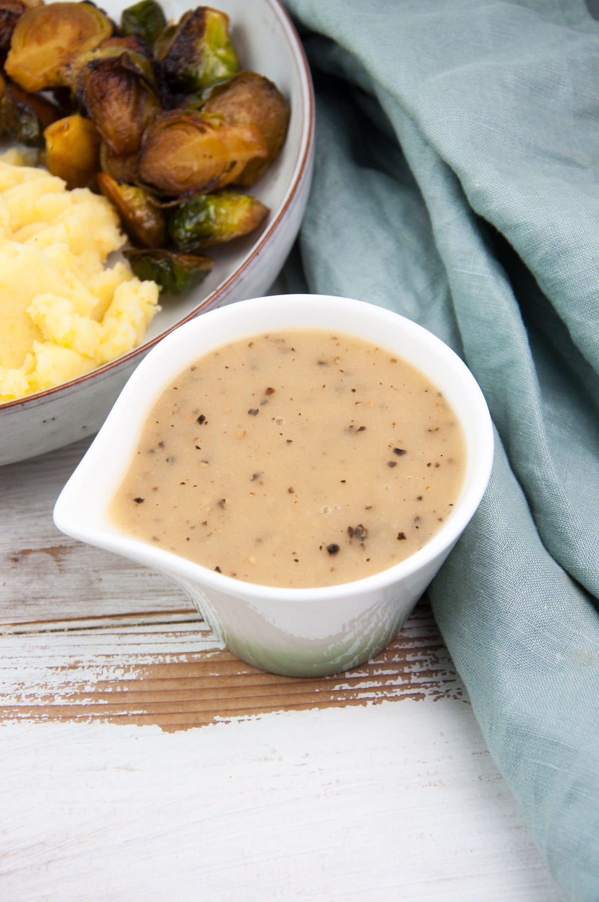 Vegan Peppercorn Sauce